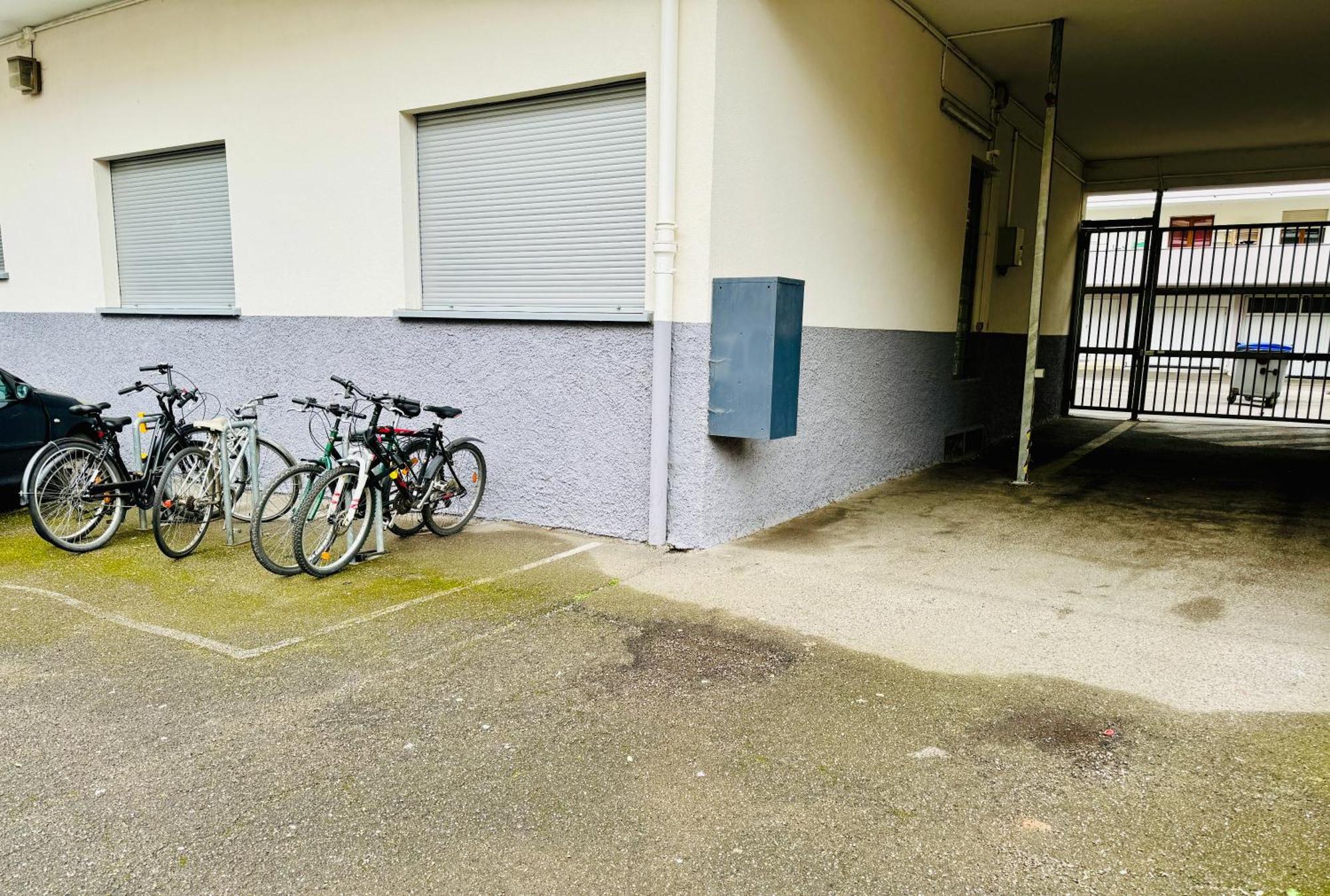 Strasbourg, Appartement Cosy Au Bord De L Eau Esterno foto
